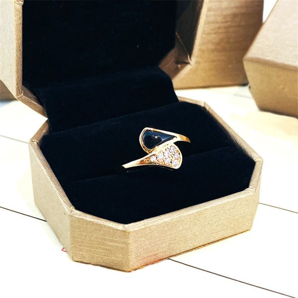 love rings for women designer ring couple jewelry band titanium steel with diamonds casual fashion street classic gold silver rose optional
love rings for women designer ring couple jewelry band titanium steel with diamonds casual fashion street classic gold silver rose optional