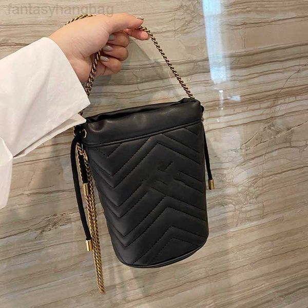 designer luxury women the tote bag fashion versatile handbags shoulder crossbody bags purse telfars totes large capacity saddle wallets 7a n
designer luxury women the tote bag fashion versatile handbags shoulder crossbody bags purse telfars totes large capacity saddle wallets 7a n