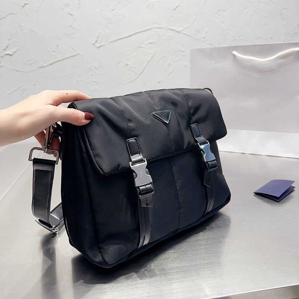 designer luxury women the tote bag fashion versatile handbags shoulder crossbody bags purse telfars totes large capacity saddle wallets 7a 3
designer luxury women the tote bag fashion versatile handbags shoulder crossbody bags purse telfars totes large capacity saddle wallets 7a 3