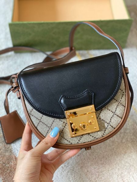 wholesale designers bags women shoulder bag handbag messenger totes fashion metallic handbags classic crossbody clutch pretty cute
wholesale designers bags women shoulder bag handbag messenger totes fashion metallic handbags classic crossbody clutch pretty cute