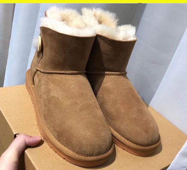 2023 one button wool one-piece boots designer women's winter australian snow boots leather warm down boots, Black
2023 one button wool one-piece boots designer women's winter australian snow boots leather warm down boots, Black