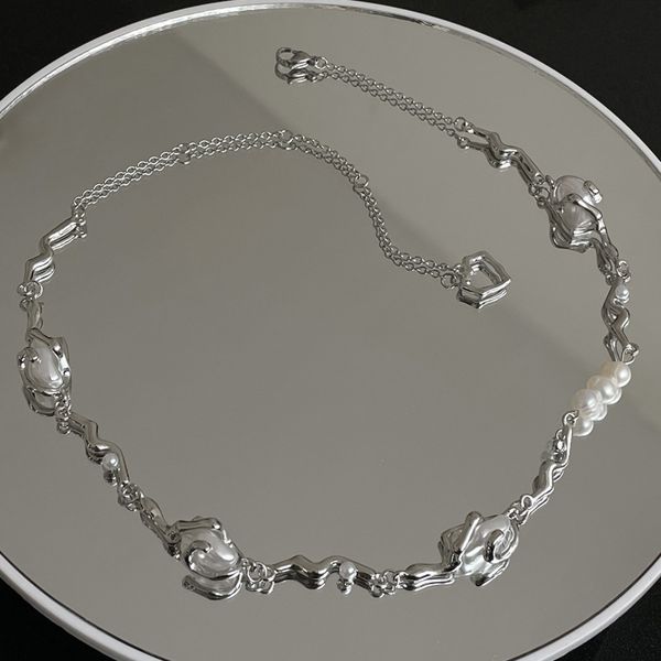 small design irregular pearl splicing love necklace women light luxury ins cool korean version of sweet collarbone chain, Silver
small design irregular pearl splicing love necklace women light luxury ins cool korean version of sweet collarbone chain, Silver