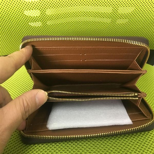 fashion men women clutch genuine leather wallet with box 60015 60017250k, Red;black
fashion men women clutch genuine leather wallet with box 60015 60017250k, Red;black
