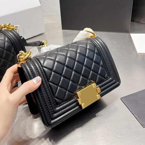womens le lambskin quilted c bags classic mini/medium flap aged silver/gold metal hardware chain strap crossbody shoulder luxuries designer
womens le lambskin quilted c bags classic mini/medium flap aged silver/gold metal hardware chain strap crossbody shoulder luxuries designer
