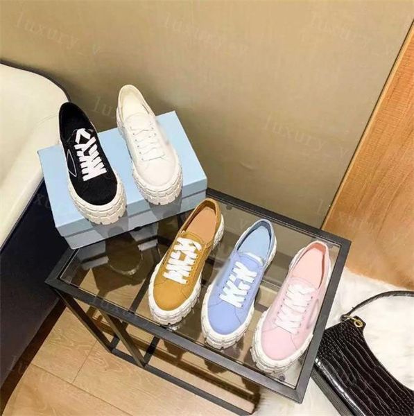 designer casual shoes women nylon sneakers gabardine classic canvas sneakers brand wheel lady stylist trainers fashion platform solid height, Black
designer casual shoes women nylon sneakers gabardine classic canvas sneakers brand wheel lady stylist trainers fashion platform solid height, Black