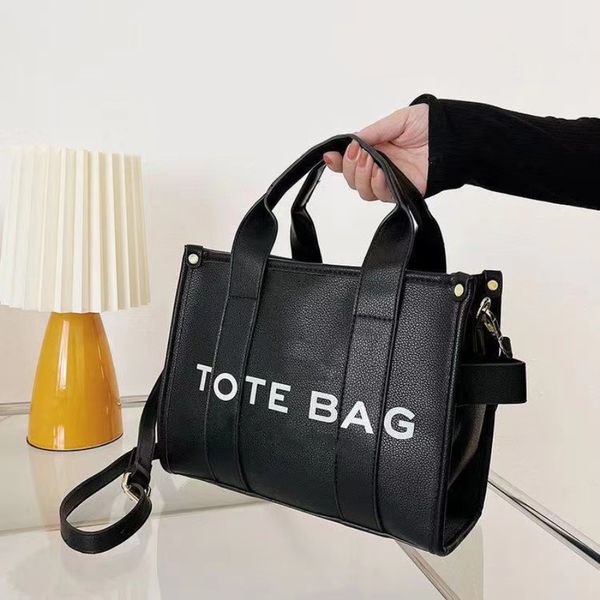 tote bag fashion letter handbags womens shoulder bags crossbody small shopping bag girls fashion totes great leather with 12colors
tote bag fashion letter handbags womens shoulder bags crossbody small shopping bag girls fashion totes great leather with 12colors