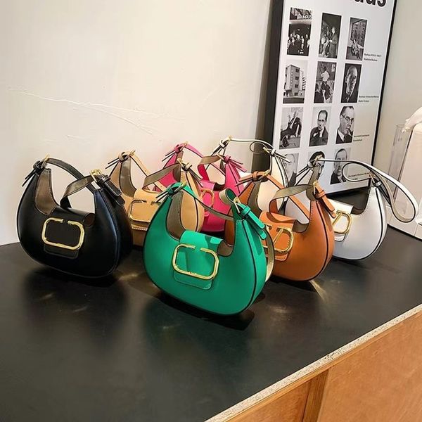 designer 5a bag luxury women bags handbag shopping shoulder tote bags cross body half moon genuine leather retro purse hourglass wallets han
designer 5a bag luxury women bags handbag shopping shoulder tote bags cross body half moon genuine leather retro purse hourglass wallets han