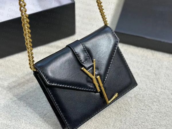 new women bag mini shoulder bag crocodile cow leather chain crossbody bag metal logo casual buckle commuter
new women bag mini shoulder bag crocodile cow leather chain crossbody bag metal logo casual buckle commuter
