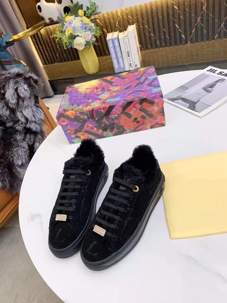 designer woman platform sneaker shoes white leather floral indentations high quaitly sandal red slipper shoe canvas classic man trainers wit, Black
designer woman platform sneaker shoes white leather floral indentations high quaitly sandal red slipper shoe canvas classic man trainers wit, Black