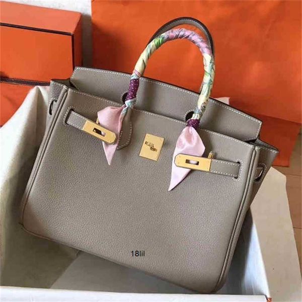 designer bags birkin herme 5a aint orchid leather with cow handbag lychee pattern with logo
designer bags birkin herme 5a aint orchid leather with cow handbag lychee pattern with logo