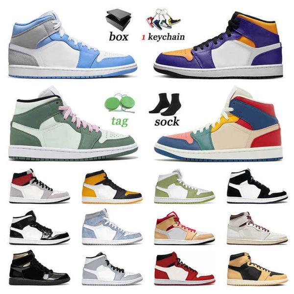 1 1s with box basketball shoes retro men women university blue lakers mid se multi-color taxi carbon fiber mens trainers
1 1s with box basketball shoes retro men women university blue lakers mid se multi-color taxi carbon fiber mens trainers