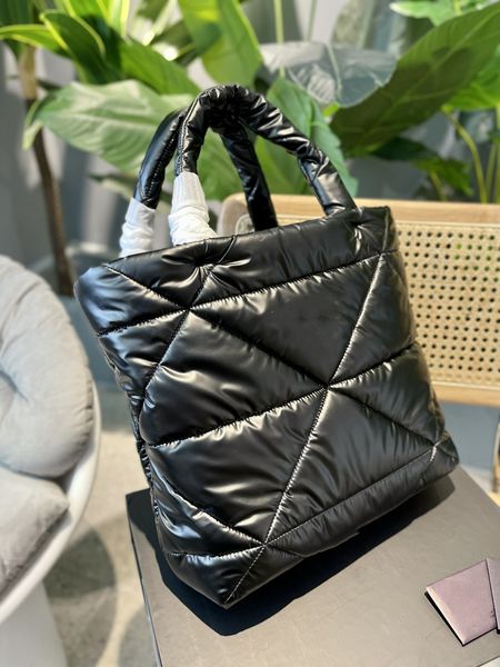 cc 2023 women cotton bag nylon padded tote designer handbag winter diamond geometric pattern with triangle on front lady shopping hobo large
cc 2023 women cotton bag nylon padded tote designer handbag winter diamond geometric pattern with triangle on front lady shopping hobo large