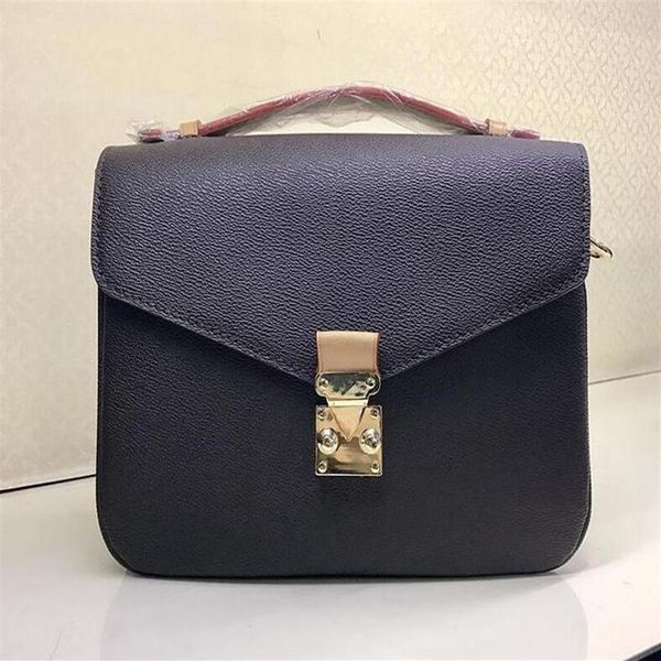 luxurys designer shoulder bags lady single chain women message bag handbags new totes purse women fashion classic cross body phone286y
luxurys designer shoulder bags lady single chain women message bag handbags new totes purse women fashion classic cross body phone286y