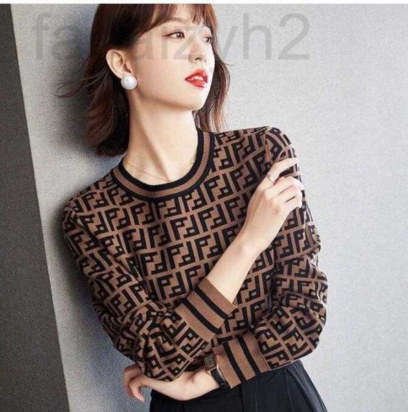 designer sweater women's autumn round neck striped fashion long sleeve women casual classic vintage fashion clothes full letter luxurio, White;black
designer sweater women's autumn round neck striped fashion long sleeve women casual classic vintage fashion clothes full letter luxurio, White;black