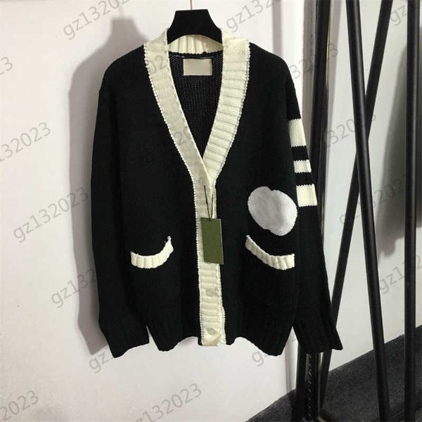 sweater womens double g embroidery striped trim long sleeves knitted cardigan color matching thread edge v-neck knitwear cardigan sweaters f, White;black
sweater womens double g embroidery striped trim long sleeves knitted cardigan color matching thread edge v-neck knitwear cardigan sweaters f, White;black