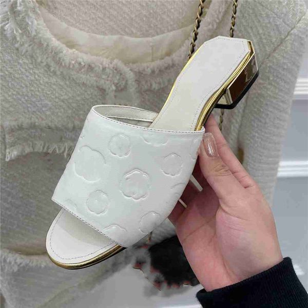 fashion dress shoes 2023channel women leather high heel metal buckle letter logo wedding party business casual flat shoes 04-04, Black
fashion dress shoes 2023channel women leather high heel metal buckle letter logo wedding party business casual flat shoes 04-04, Black