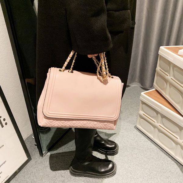 2023 luxury brand new t and b bag european american style rhombic chain one shoulder messenger pure color tassel bag
2023 luxury brand new t and b bag european american style rhombic chain one shoulder messenger pure color tassel bag