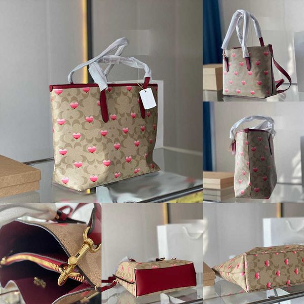 totes coabag womens tote bag woman designer bag leather handbag love heart pattern shopper bags handbags women crossbody purse 221019
totes coabag womens tote bag woman designer bag leather handbag love heart pattern shopper bags handbags women crossbody purse 221019