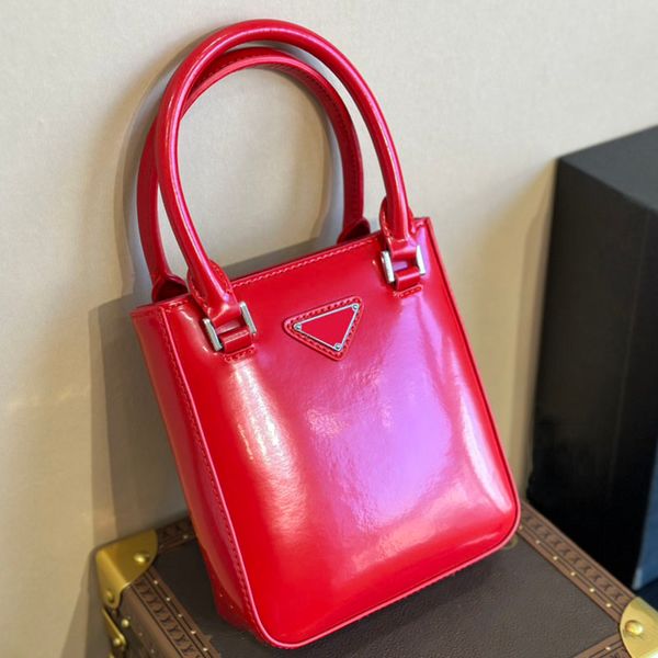 designer bags lady handbag crossbody bag fashion shoulder bag famous totes new year red chain shell handbags women wallet
designer bags lady handbag crossbody bag fashion shoulder bag famous totes new year red chain shell handbags women wallet