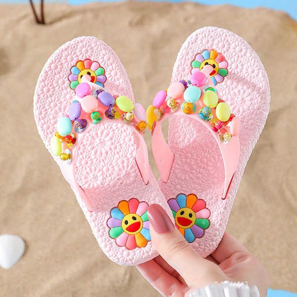 slipper kids slippers for girls sunflower flip flops summer baby pvc soft non-slip children beach shoes flat heels cute toddler sandals t230, Black;grey
slipper kids slippers for girls sunflower flip flops summer baby pvc soft non-slip children beach shoes flat heels cute toddler sandals t230, Black;grey