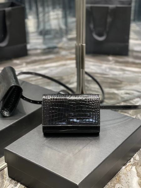 5a quality fashion bags women shoulder bag black and gold chain bags crossbody pure color handbag messenger tote purse wallet
5a quality fashion bags women shoulder bag black and gold chain bags crossbody pure color handbag messenger tote purse wallet