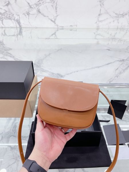 classic envelope bag single shoulder handbag designer fashion luxury female inclined shoulder there were large capacity of double layer insu
classic envelope bag single shoulder handbag designer fashion luxury female inclined shoulder there were large capacity of double layer insu
