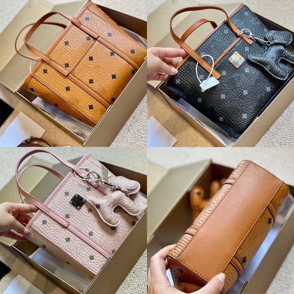 shoulder bags old designer flower leather women's 2023 new fashion food basket handheld casual tote
shoulder bags old designer flower leather women's 2023 new fashion food basket handheld casual tote