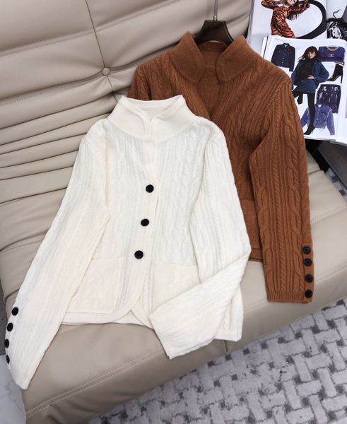 the latest collection of autumn and winter 22 elegant lapel knit cardigan, White;black
the latest collection of autumn and winter 22 elegant lapel knit cardigan, White;black