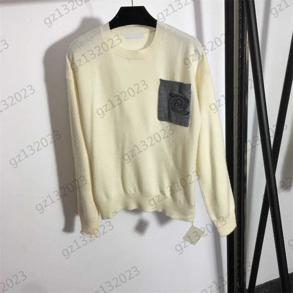 womens sweater color matching pocket logo print crewneck knitted sweater cashmere blend off-shoulder long sleeves warm knitwear sweaters for, White;black
womens sweater color matching pocket logo print crewneck knitted sweater cashmere blend off-shoulder long sleeves warm knitwear sweaters for, White;black
