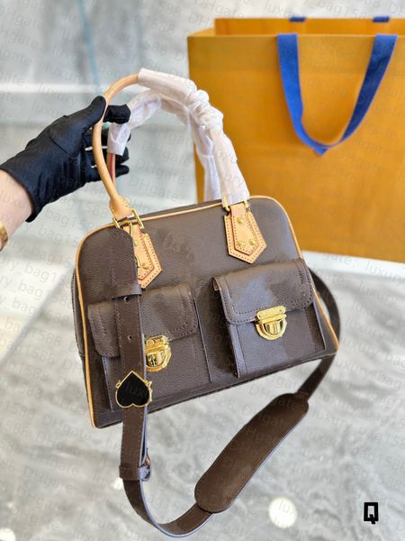 vintage tote handbag manhattan classic fashion medieval women's bag large capacity zipper metal logo crossbody bag designer product
vintage tote handbag manhattan classic fashion medieval women's bag large capacity zipper metal logo crossbody bag designer product
