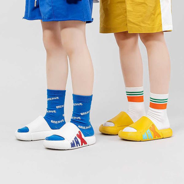slipper 2022 children summer indoor bathroom eva slippers fashion cartoon household bathroom thick bottom sandals for girls t230302, Black;grey
slipper 2022 children summer indoor bathroom eva slippers fashion cartoon household bathroom thick bottom sandals for girls t230302, Black;grey