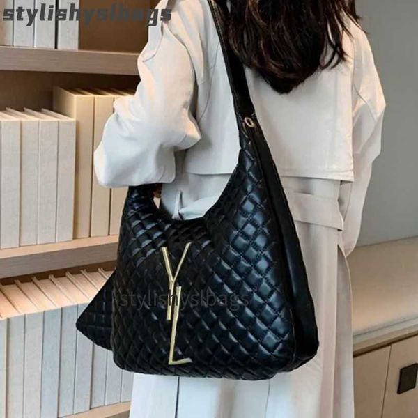 2023 new women's fashion shoulder bag ladies single luxury designer bag female casual vintage leather handbags large capacity underarm
2023 new women's fashion shoulder bag ladies single luxury designer bag female casual vintage leather handbags large capacity underarm