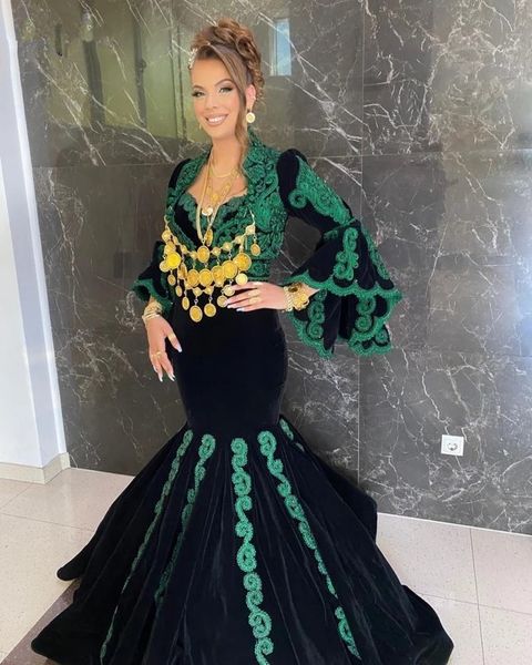 black albaniantraditional mermaid prom party dresses lace applique german kosovo evening dress with long sleeves
black albaniantraditional mermaid prom party dresses lace applique german kosovo evening dress with long sleeves