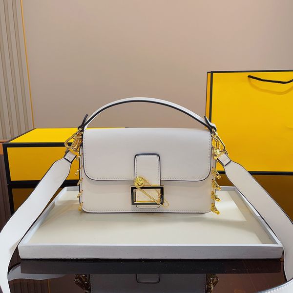 designer bags fashion baguette bag great quality women casual underarmbag and handbag large capacity tote-bags
designer bags fashion baguette bag great quality women casual underarmbag and handbag large capacity tote-bags