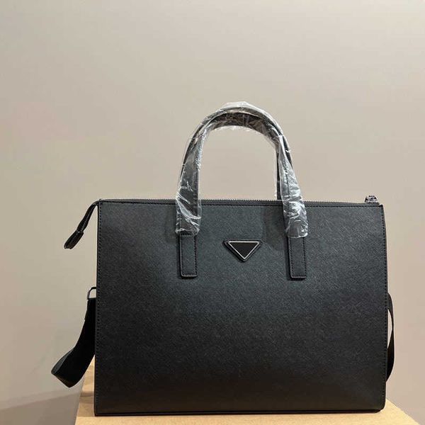 leather totes handbags women designer tote bag fashion large shoulder briefcase black purses simple work crossbody bags 230105
leather totes handbags women designer tote bag fashion large shoulder briefcase black purses simple work crossbody bags 230105