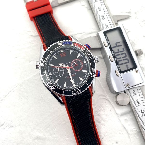 wristwatches for men 2022 new mens watches 40mm five stitches all dial work quartz watch luxury brand chronograph clock rubber belt men fash, Slivery;brown
wristwatches for men 2022 new mens watches 40mm five stitches all dial work quartz watch luxury brand chronograph clock rubber belt men fash, Slivery;brown