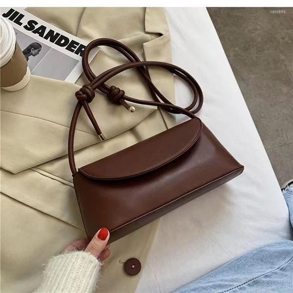 shoulder bags lady 2023 autumn winter tide net red french one-shoulder crossbody solid color fashion underarm pu leather small square bag
shoulder bags lady 2023 autumn winter tide net red french one-shoulder crossbody solid color fashion underarm pu leather small square bag