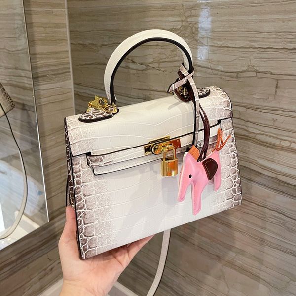 fashion women genuine leather white shoulder hand bags horse toy luxurious designer croc fashion snake crossbody handbags ladies cross body
fashion women genuine leather white shoulder hand bags horse toy luxurious designer croc fashion snake crossbody handbags ladies cross body