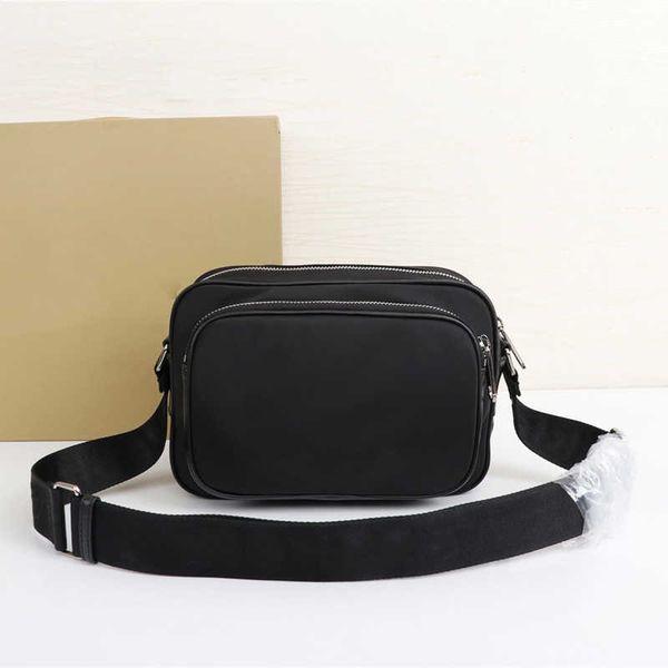 2023 selling ladies designer shoulder famous brands luxury genuine leather handbags
2023 selling ladies designer shoulder famous brands luxury genuine leather handbags