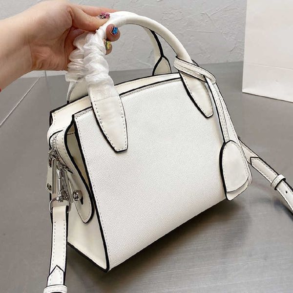 2023 tote bags luxury designer famous brands genuine leather handbags for women
2023 tote bags luxury designer famous brands genuine leather handbags for women