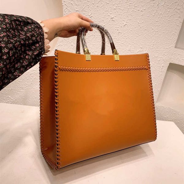 new custom luxury large tote bag genuine leather classic shoulder handbags for women
new custom luxury large tote bag genuine leather classic shoulder handbags for women