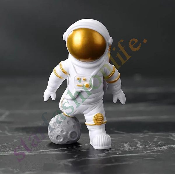 decorative objects figurines 3pcs resin astronaut figure statue figurine spaceman sculpture eonal toy deskhome decoration model kids gift
decorative objects figurines 3pcs resin astronaut figure statue figurine spaceman sculpture eonal toy deskhome decoration model kids gift