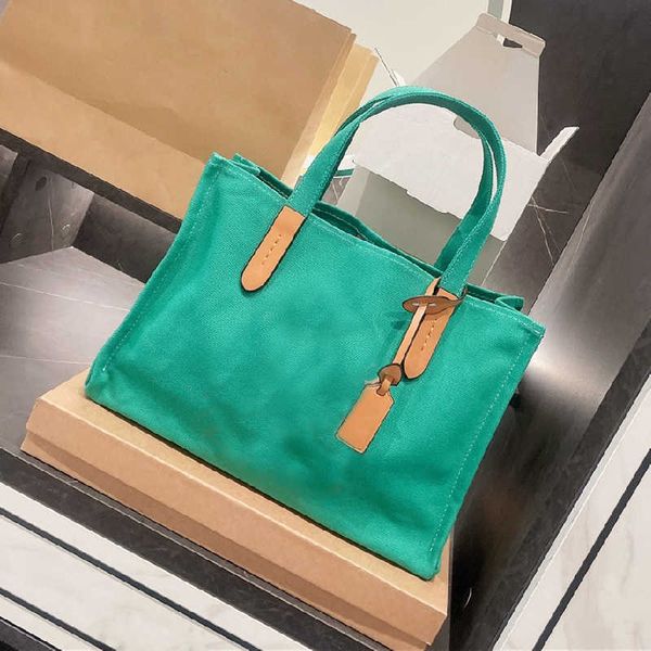 custom plain fashion shopping print canvas tote bag large capacity handbag for women
custom plain fashion shopping print canvas tote bag large capacity handbag for women