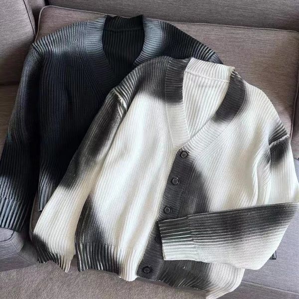 men's sweaters ader ink gradient knitted cardigan sweater adererror korean loose jackets 230105, White;black
men's sweaters ader ink gradient knitted cardigan sweater adererror korean loose jackets 230105, White;black