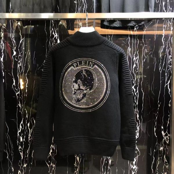men's sweaters 2023 men sweater pure cotton skull with diamond italian fashion knitwear thick cardigan coat hip hop winter autumn 23010, White;black
men's sweaters 2023 men sweater pure cotton skull with diamond italian fashion knitwear thick cardigan coat hip hop winter autumn 23010, White;black