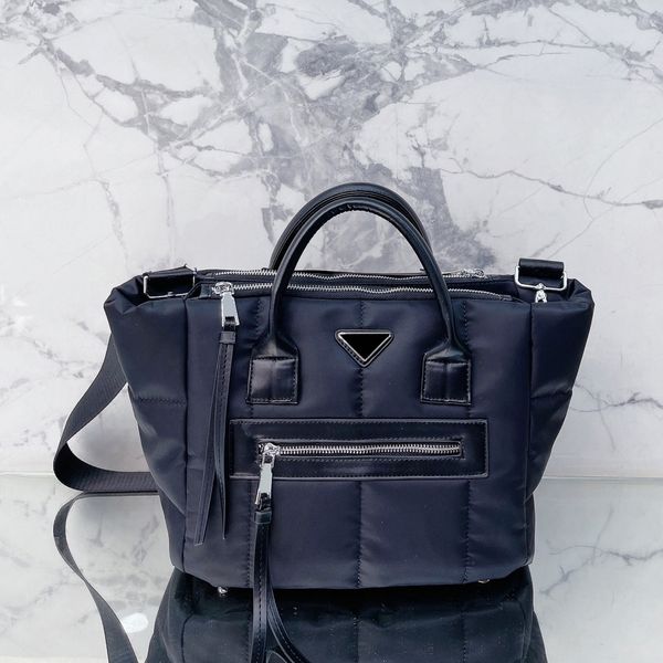 designer luxury women the tote bag fashion versatile handbags shoulder crossbody bags purse telfars totes large capacity saddle wallets 7a n
designer luxury women the tote bag fashion versatile handbags shoulder crossbody bags purse telfars totes large capacity saddle wallets 7a n