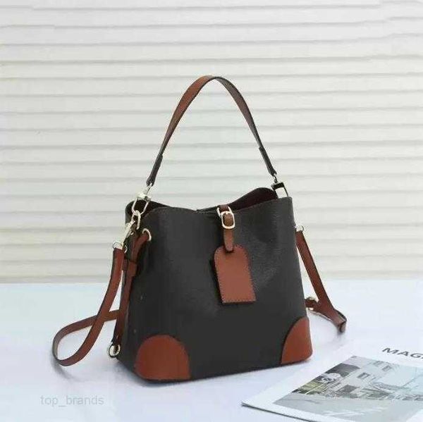 designers bag quilted small leather bag chains crossbody mobile phone bags mini purses and handbags for women messenger satchels pocket top
designers bag quilted small leather bag chains crossbody mobile phone bags mini purses and handbags for women messenger satchels pocket top
