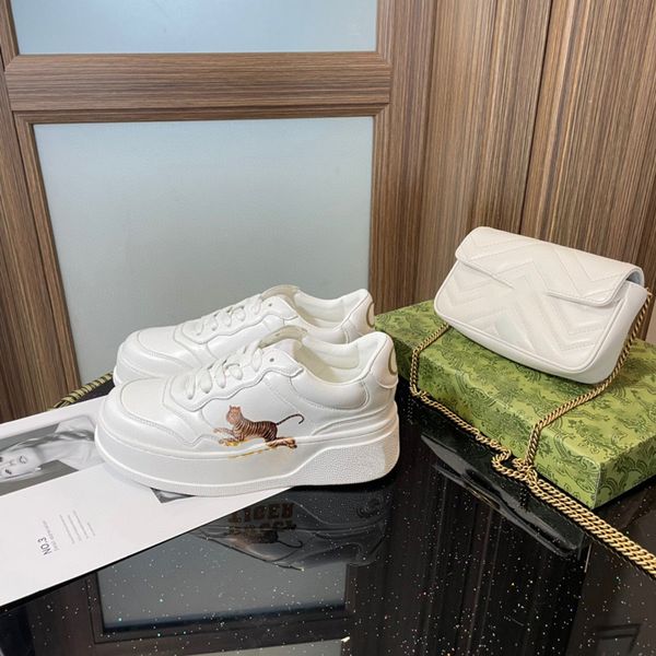 designer sneakers oversized casual shoes white black leather luxury velvet suede womens espadrilles trainers mens women flats lace up platfo
designer sneakers oversized casual shoes white black leather luxury velvet suede womens espadrilles trainers mens women flats lace up platfo