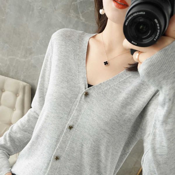 women's sweaters knits tees lhzsyy 2021 spring new v-neck pure wool jacket thin knit cardigan wild short cashmere sweater long-sleeved, White;black
women's sweaters knits tees lhzsyy 2021 spring new v-neck pure wool jacket thin knit cardigan wild short cashmere sweater long-sleeved, White;black