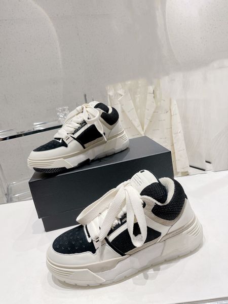 casual shoes men designer black white women lace up mesh stitching leather rubber sole large size thick bottom couple models sneaker with or
casual shoes men designer black white women lace up mesh stitching leather rubber sole large size thick bottom couple models sneaker with or